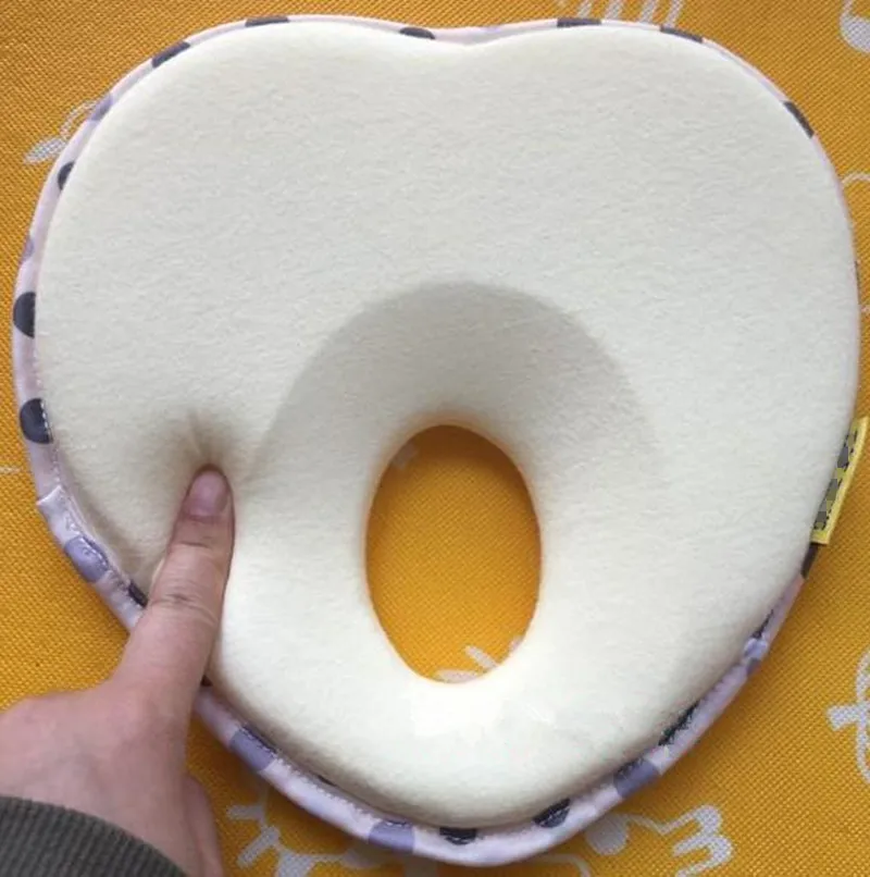 Детская подушка с коррекцией сердца позиционер для сна в форме ребенка