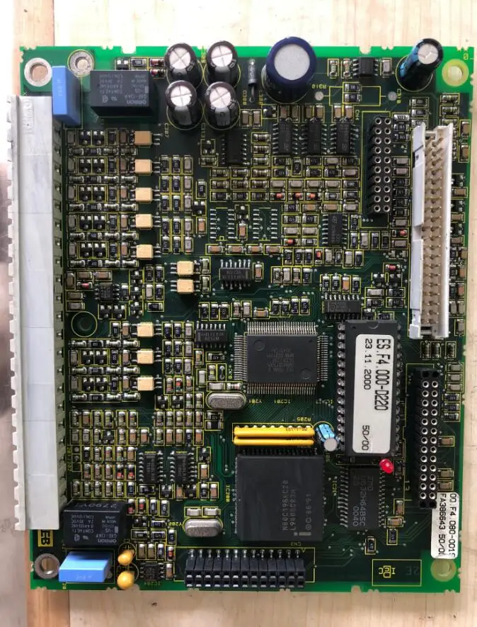 

Используется в хорошем состоянии CPU card ES. F4.000.D220 00. F4.080-0019