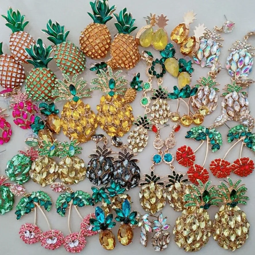 

FASHIONSNOOPS Pineapple Crystal Drop Earrings for Women 2019 Hot Sale Boho Rhinestone Statement Earring Fashion Jewelry Bijoux
