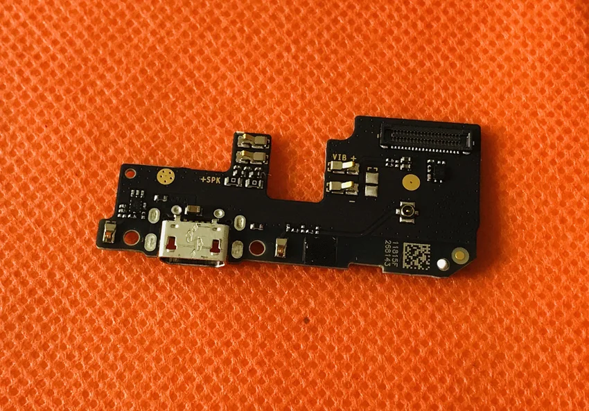 Б/у оригинальная зарядная Плата USB для xiaomi Hongmi Redmi 5 Plus MEG7 Бесплатная доставка |