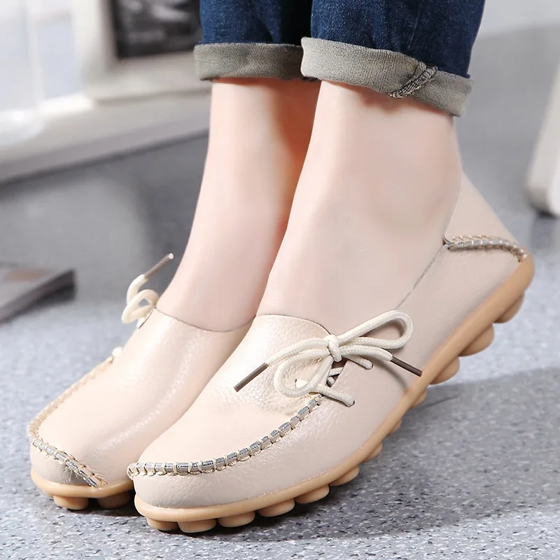Women Genuine Leather Flats Fashion Slip-on Moccasins Loafers Ladies Casual Flats Female Driving Shoes 20 Colors Big Size 34-44