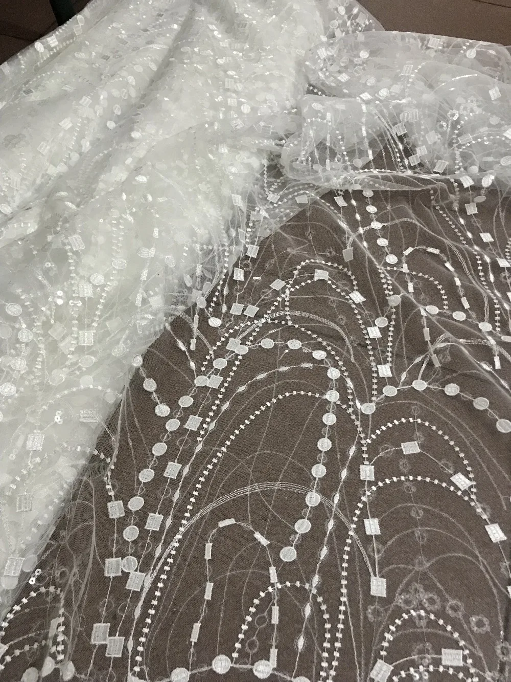 embroidery lace fabric best quality with sequins newest J-1136 tulle mesh for sawing dress | Дом и сад