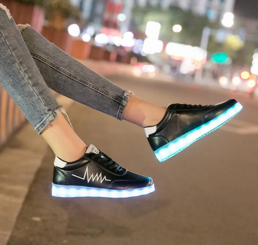 Мужские и женские ботинки The Ghost Step Корейская версия мужская обувь легкая с USB