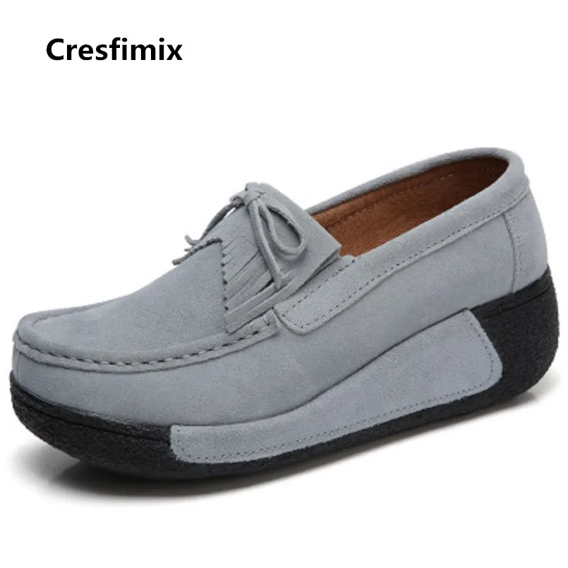 

Lady Classic High Quality Autumn & Winter Slip on Shoes Women Fashion Height Increased Grey Shoes Chaussures Pour Femmes G2142