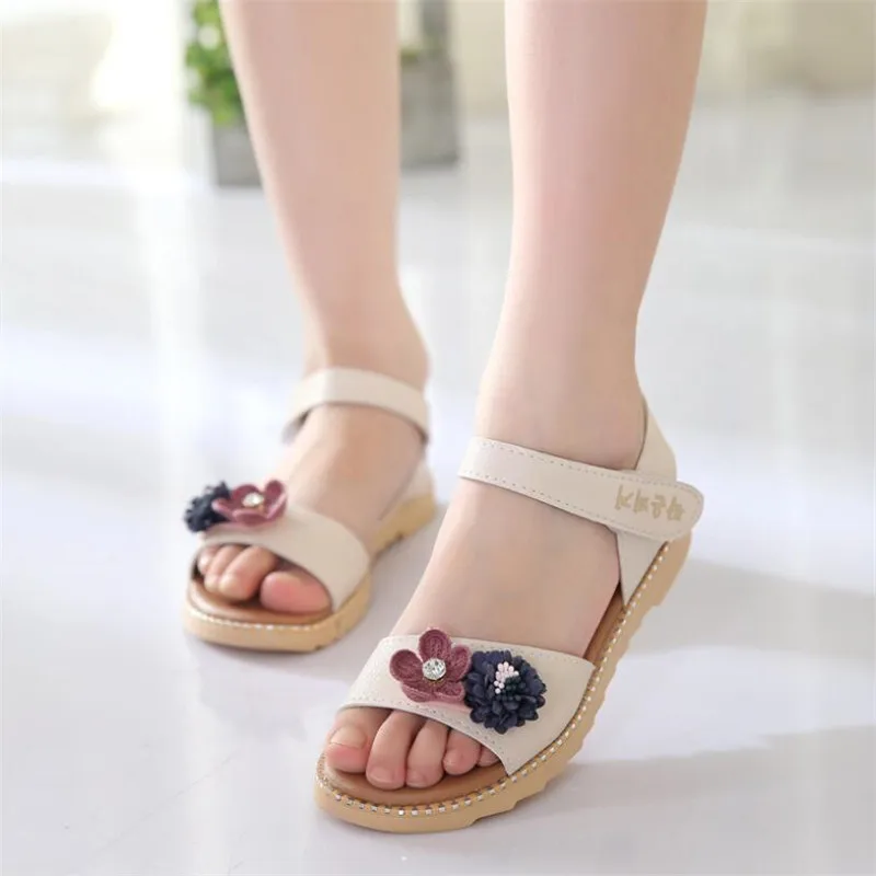 

Girls sandals 2019 new large fish mouth princess shoes children's beach shoes primary school students summer flat