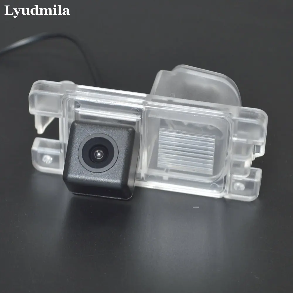 

LYUDMILA For Mitsubishi Triton L200 Hunter Sportero Strada MK3 1995~2006 MK4 2005~2019 Rear View Camera / HD CCD Night Vision