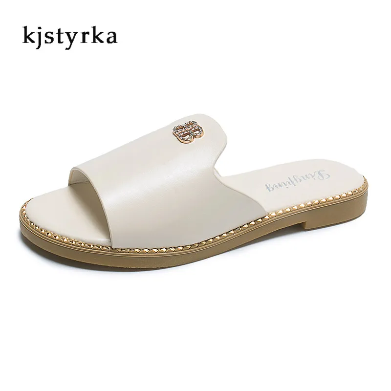 Kjstyrka chaussures femme Мода г. лето кристалл Тотем снаружи однотонная удобная обувь женские шлёпанцы для женщин pantoufle femme - Цвет: Бежевый