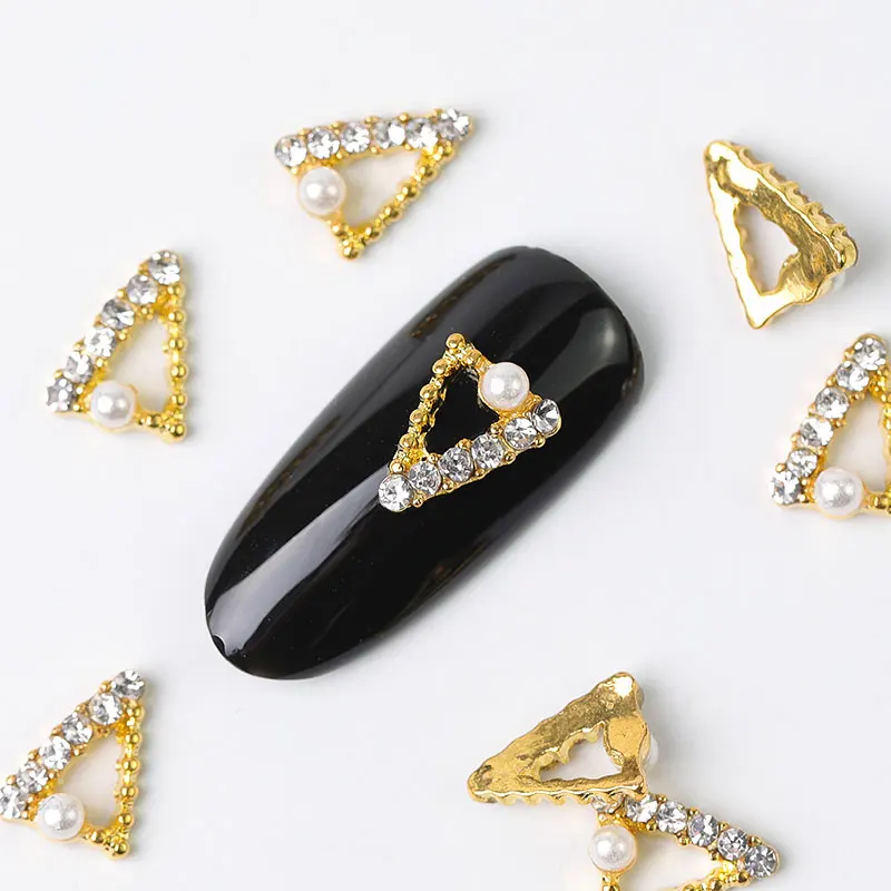 

2019 new 10 pieces crystal bright pearl nail rhinestone alloy Nail Art decorations glitter DIY 3D Pearl nail jewelry pendant