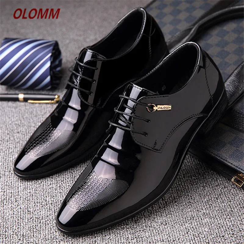 

New arrive mens patent leather shoes men dress shoes lace up Pointed toe wedding Business Black Brown Men Formal Shoes