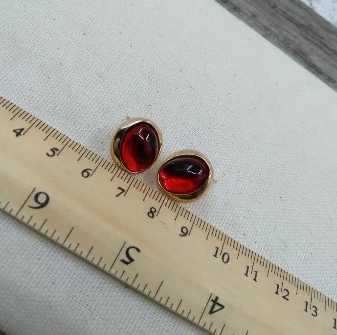 G Silver pin stud HUANZHI новые красные эмалированные глазурованные геометрические нерегулярные скрученный круг жемчужные опаловые камни золотые металлические серьги для женщин - Окраска металла: G Silver pin stud