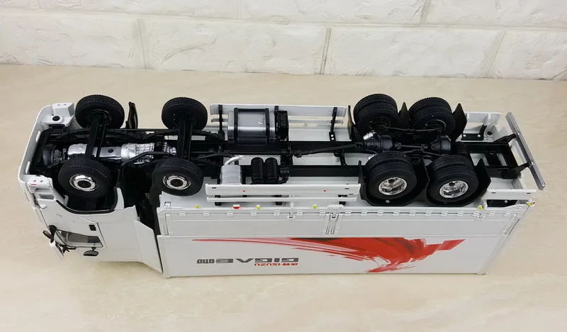 Изысканный сплав модель подарок 1:32 ISUZU GIGA 4X2 Ван Экспресс контейнеровоз автомобилей литья под давлением игрушка модель для коллекции, украшения