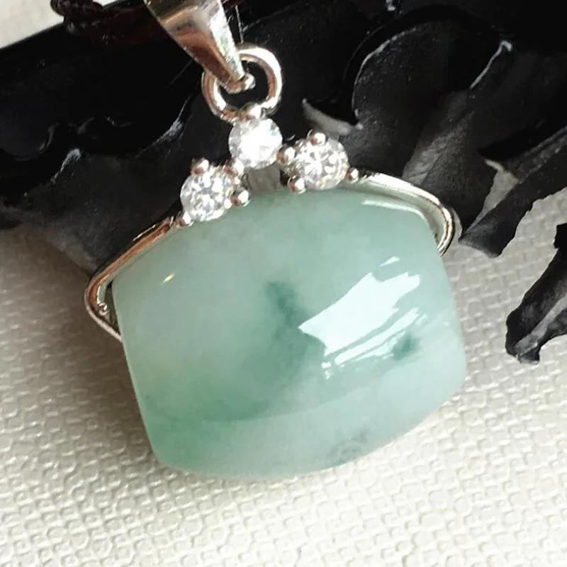 

Natural 925 Silver Emerald Jade Transporter Beads Neaklace Trendy Charm Women Pendant with Free Chain