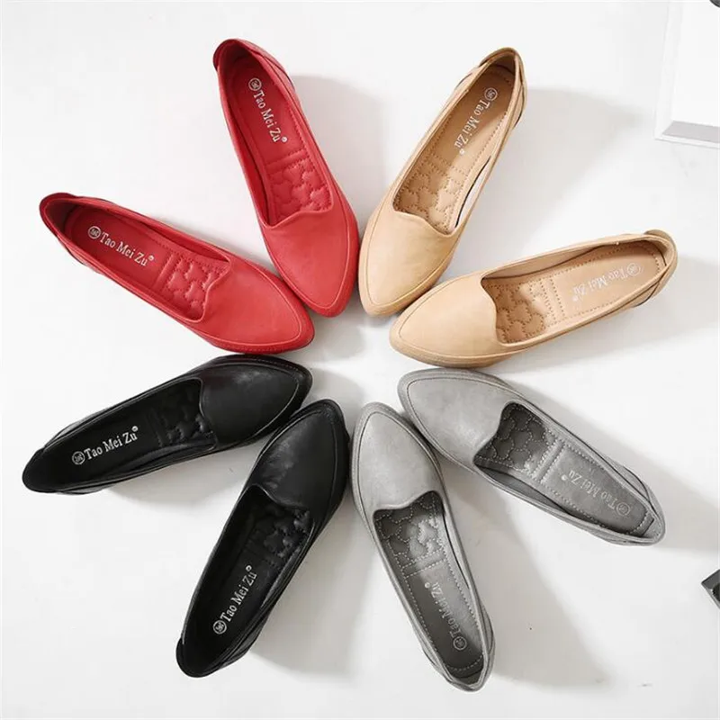 Женские туфли из натуральной кожи на плоской подошве без застежки повседневные