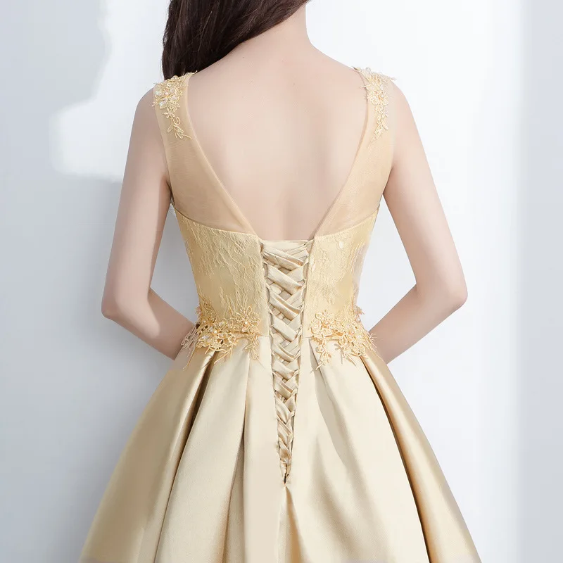 Женское вечернее платье с круглым вырезом короткое золотистое трапеция без