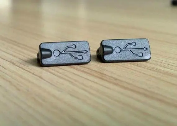 100% новый 20 шт. высокого качества USB разъемом Анти пыль фиксаторы уход за кожей