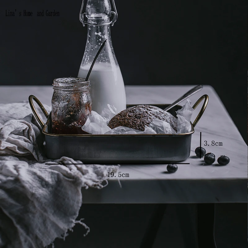 Набор из 2 винтажных античных круглых металлических лотков | Дом и сад