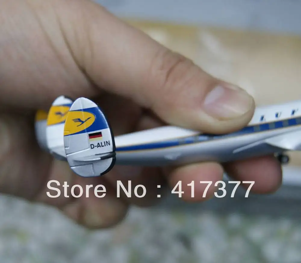 FREE SHIPPING New Herpa Yesterday Lufthansa Airline Lockheed L1049G Super Constellation D-ALIN 1:200 1/200 WingsWorld 551328 |