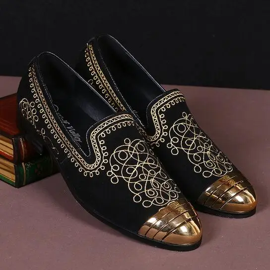 Мужские повседневные туфли на плоской подошве с золотой вышивкой Золотые лоферы