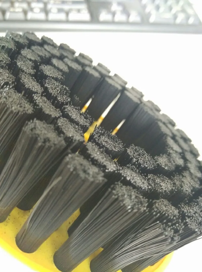 Чистящая Щетка используемая для электродрели ковров диванов кожи пластика