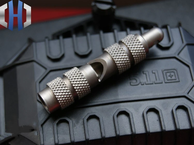 

EDC Titanium Alloy TC4 Survival Whistle Burst Full Metal Outdoor Whistle Keychain Pendant Pendant Gift