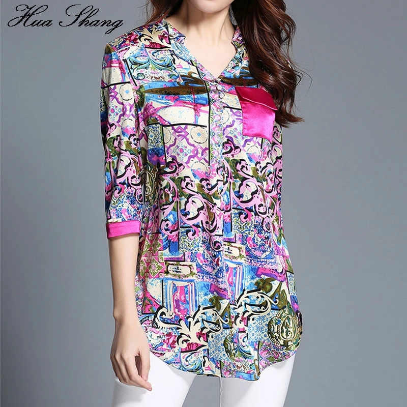 Женская летняя рубашка в клетку с коротким рукавом и v-образным вырезом длинная