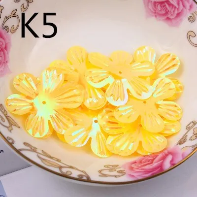 100 шт./лот 30 мм Желтый AB цвет блестящие красочные блестки цветы центр отверстия