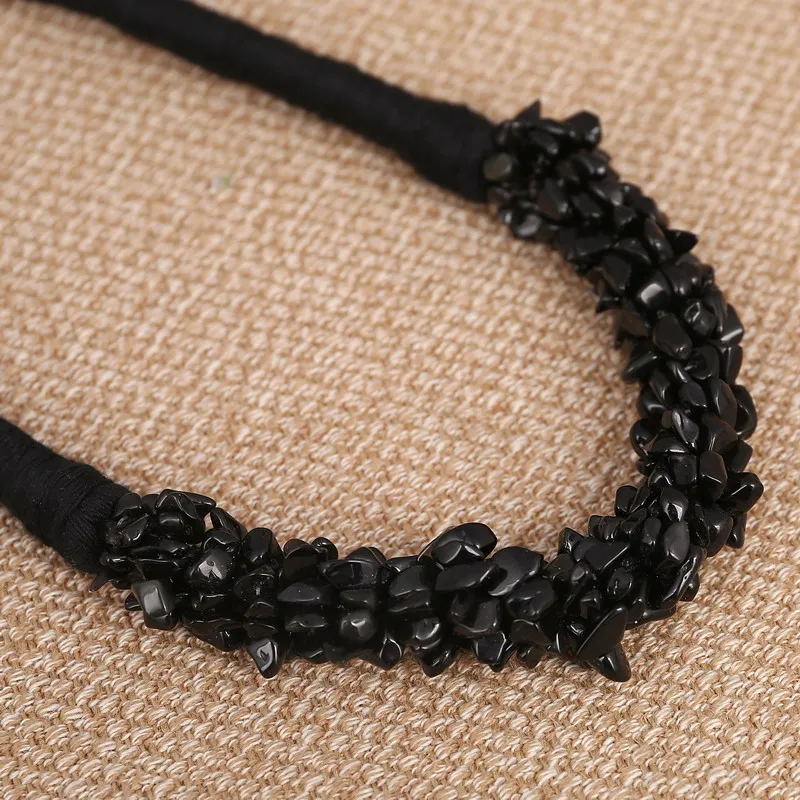 Женское колье ручной работы чокер из черного натурального камня с