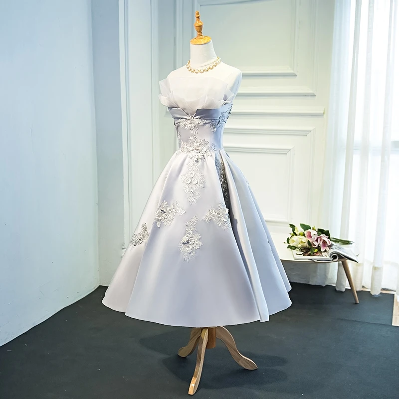 Коктейльные платья JANCEMBER серое и красное с открытой спинкой на шнуровке сзади до