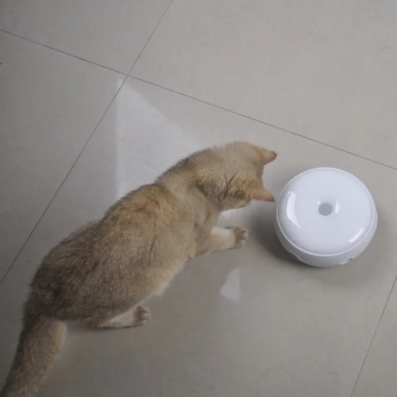 

Pet Interactive Turntable Feather Toys for Cats Kittens Automatic Electric Tease Toy 3 Replacement Feather
