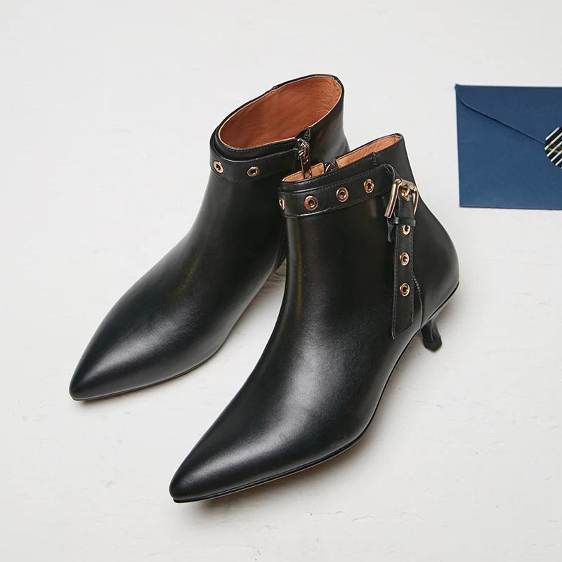 Genuine leather ankle boots woman low Heels office ladies dress wedding Shoes spring autumn Woman Boots large size 34-42 - Цвет: Черный