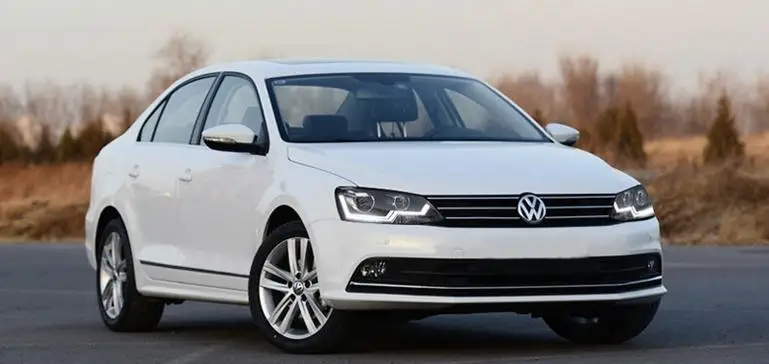 Автомобильные аксессуары от производителя Vland, Головной фонарь для Jetta 2012- для Sagitar, фары с DRL H7 Xenon