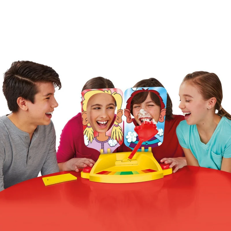 Двойной человек игрушка торт крем пирог в лице Антистресс для детей Вечеринка