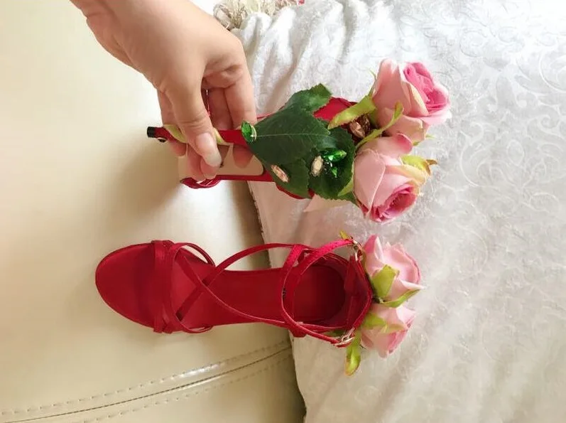 Sandalias Mujer 2018 Дизайнерские босоножки на высоком каблуке с розами Женские