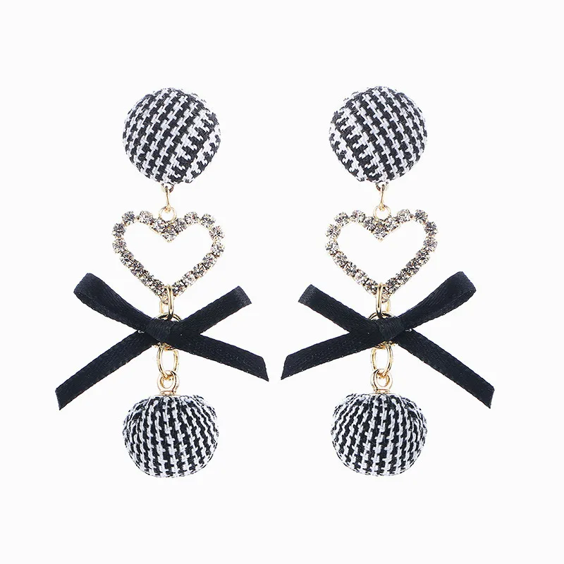 Xiao молодых Мода Rhinestone сердца Висячие серьги ювелирные изделия элегантные