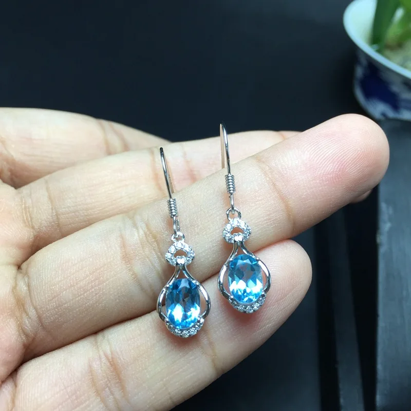 Серьги-подвески из серебра 925 пробы с натуральным голубым топазом | Украшения и