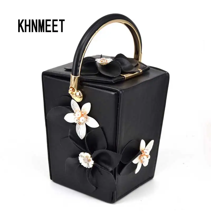 Черная мини сумка тоут из искусственной кожи с белыми цветами вечерняя вечерние