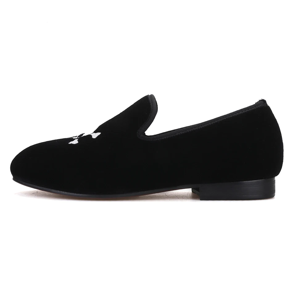 Piergitar 2019 New Handmade Children Velvet Shoes with Skull embroidery comfortably insole Party and birthday Children's Loafers |