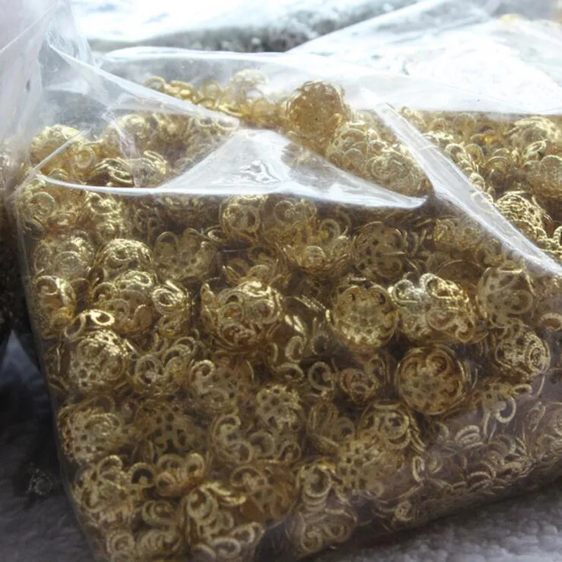100 unids 10*10 мм серебро колодка полые цветок DIY расположенных Jewelry аксессуары