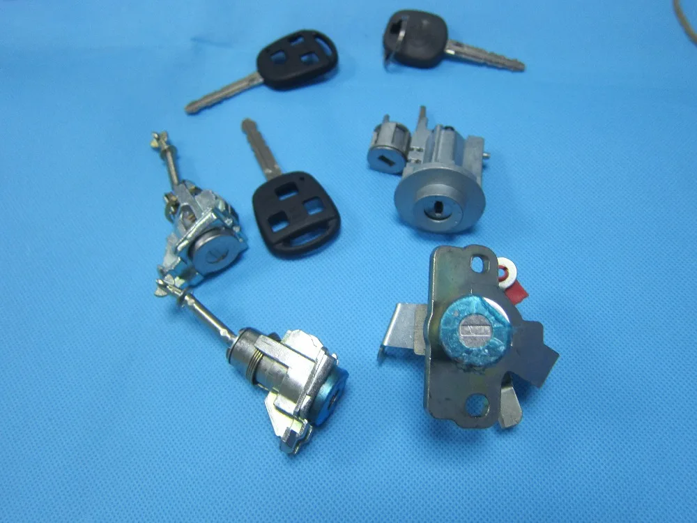Этот замок цилиндр в сборе для TOYOTA CAMRY ACV30 ACV31 2 0 4 2002 2003 2004 2005 2006 OEM: 69005 3T130|Комнатные