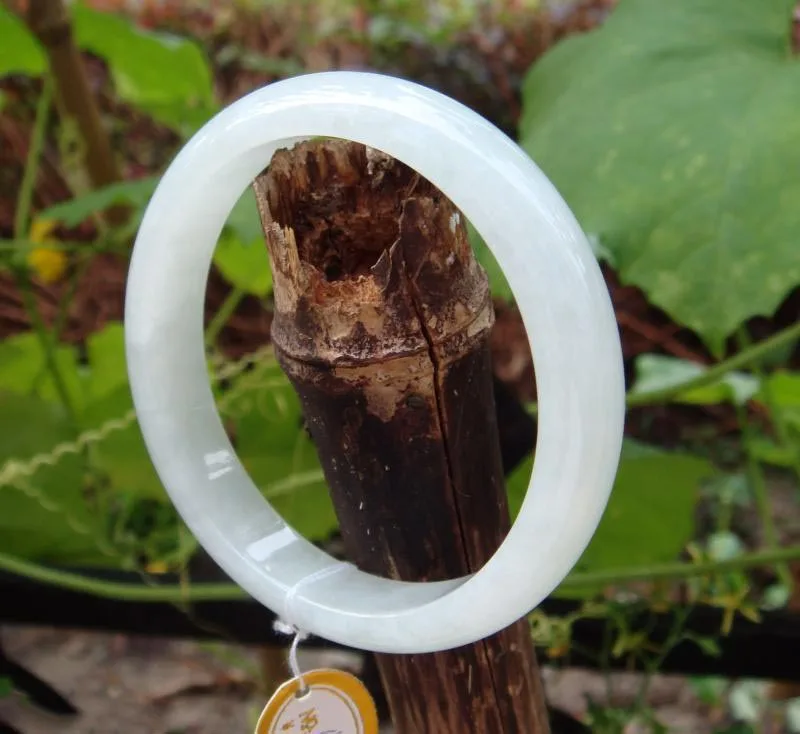 100% Натуральный Необработанный ледяной нефритовый Изумрудный браслет 57 60