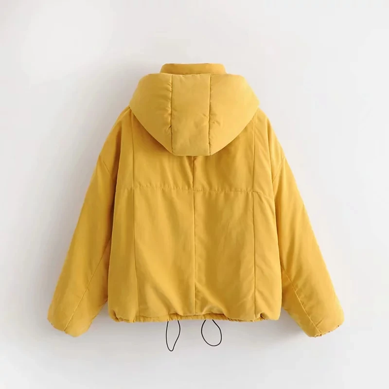 Зимняя куртка-пуховик женская с капюшоном подкладкой оверсайз теплое пальто