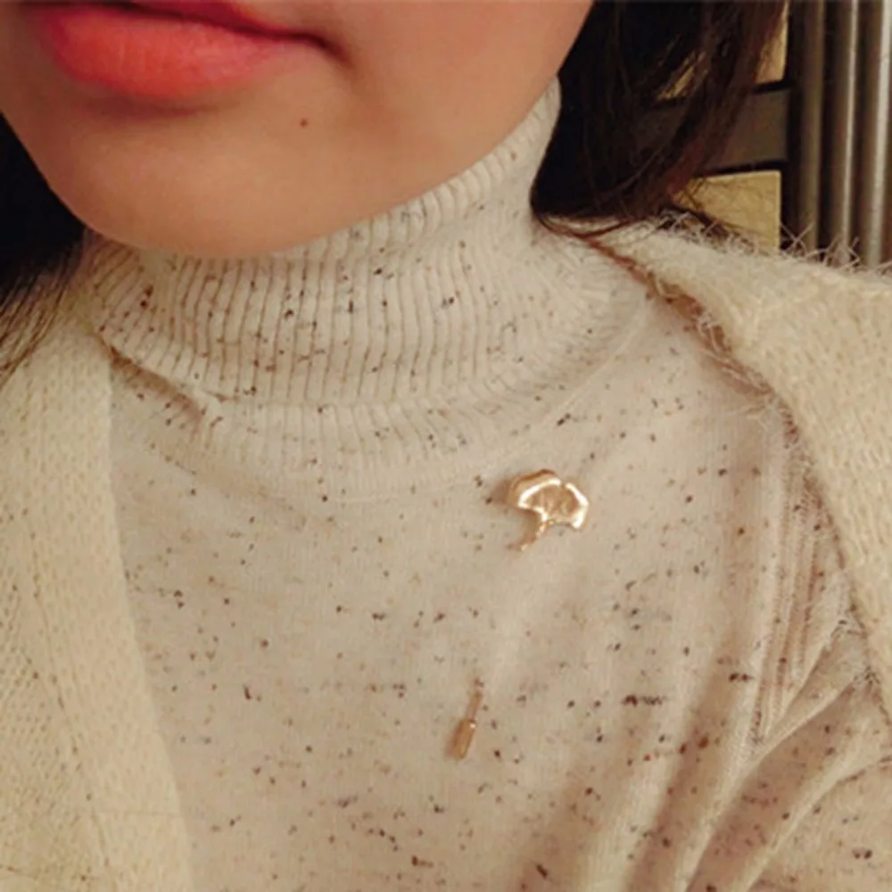 Женская заколка с отворотом золотого цвета брошь из сплава в виде цветка для