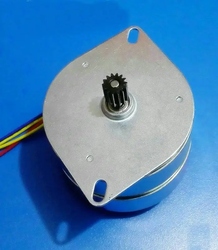 Синхронный двигатель Schneider RSM63/8FG 220 В Немецкий центральный кондиционер