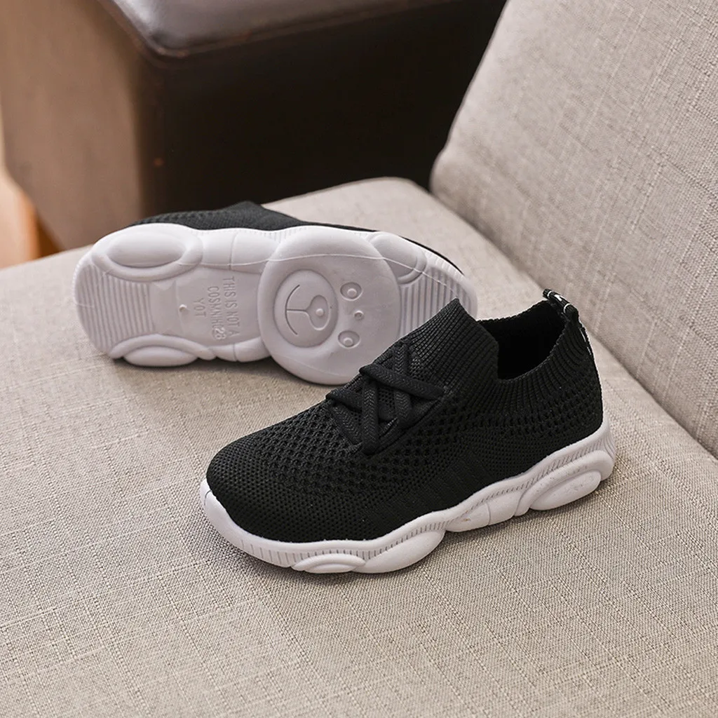 Для малышей и детей постарше кроссовки детские с мягкой подошвой однотонные на