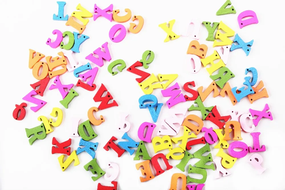 100 шт. 14 мм Смешанные цвета 26 букв алфавита деревянные швейные пуговицы буквы