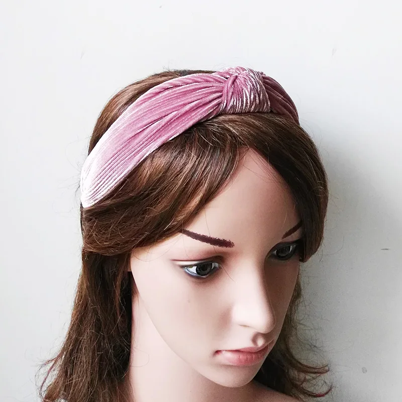 

Wholesale Fashion New Luxury Pinstriped Velvet Headbands Teens Vintage Hair Accessories Top Knot Hairbands for Women Winter