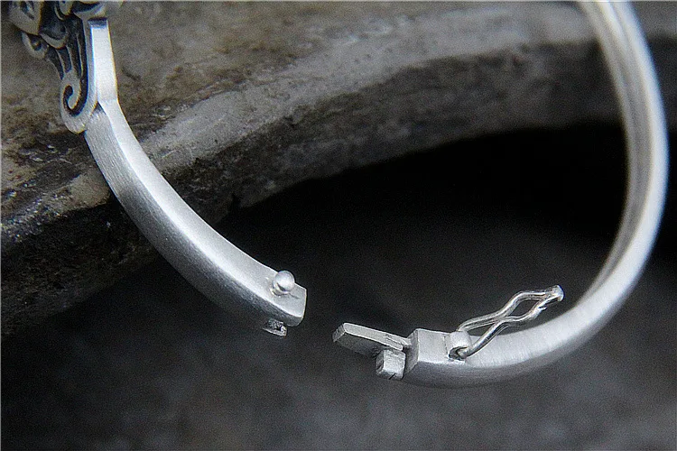 Pure Silver Jewelry Ancient Gods and Beasts Head Auxiliary Bracelet Nu Retro-archaic 990 Pepper Picture Dumpling | Украшения и