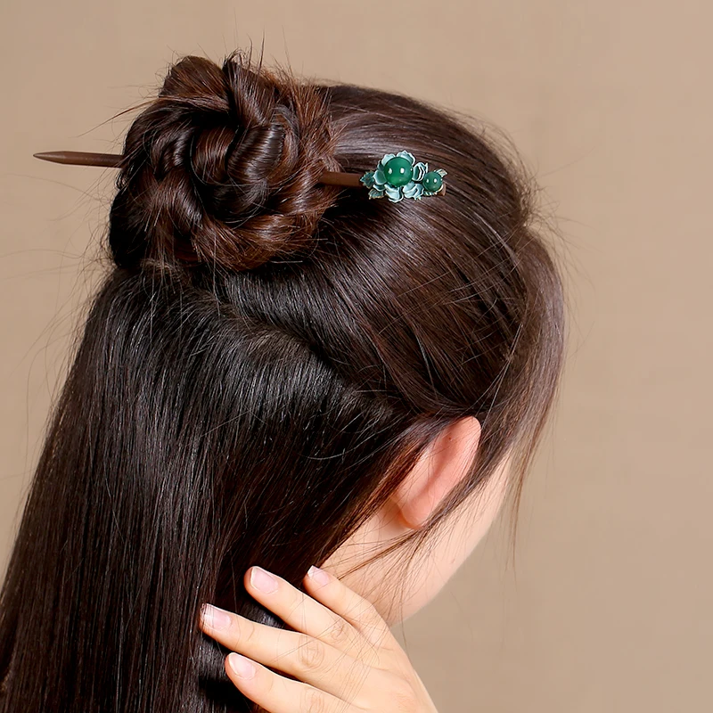 Деревянная заколка ручной работы в китайском стиле старинный зеленый камень