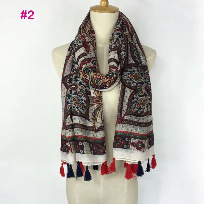 Женский модный шарф с кисточками очень красивая шаль принтом пейсли на осень и
