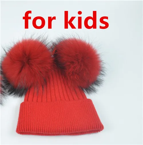 Red for kids Кашемировая зимняя шапка для детей и женщин, шерстяные шапки для родителей и маленьких мальчиков, теплая вязаная шапка с помпоном, двойная настоящая меховая шапка с вязаным помпоном - Цвет: Red for kids